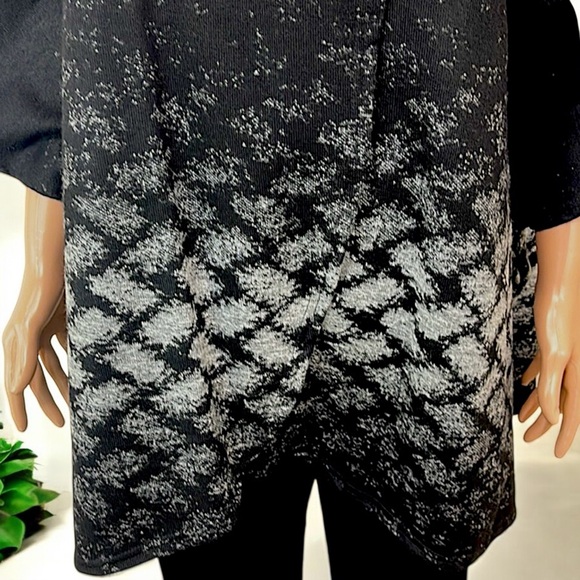 Michael Tyler Black & Grey Sweater Poncho - Picture 5 of 16